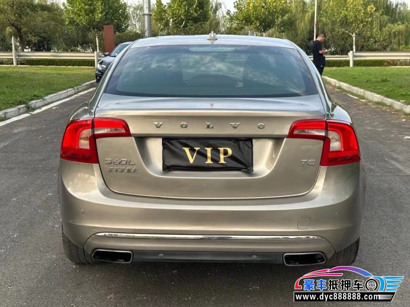 15年沃尔沃S60轿车抵押车出售