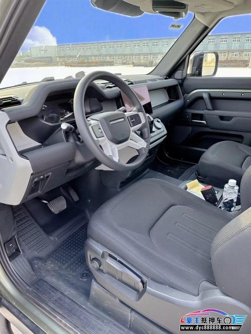 23年路虎卫士轿车抵押车出售