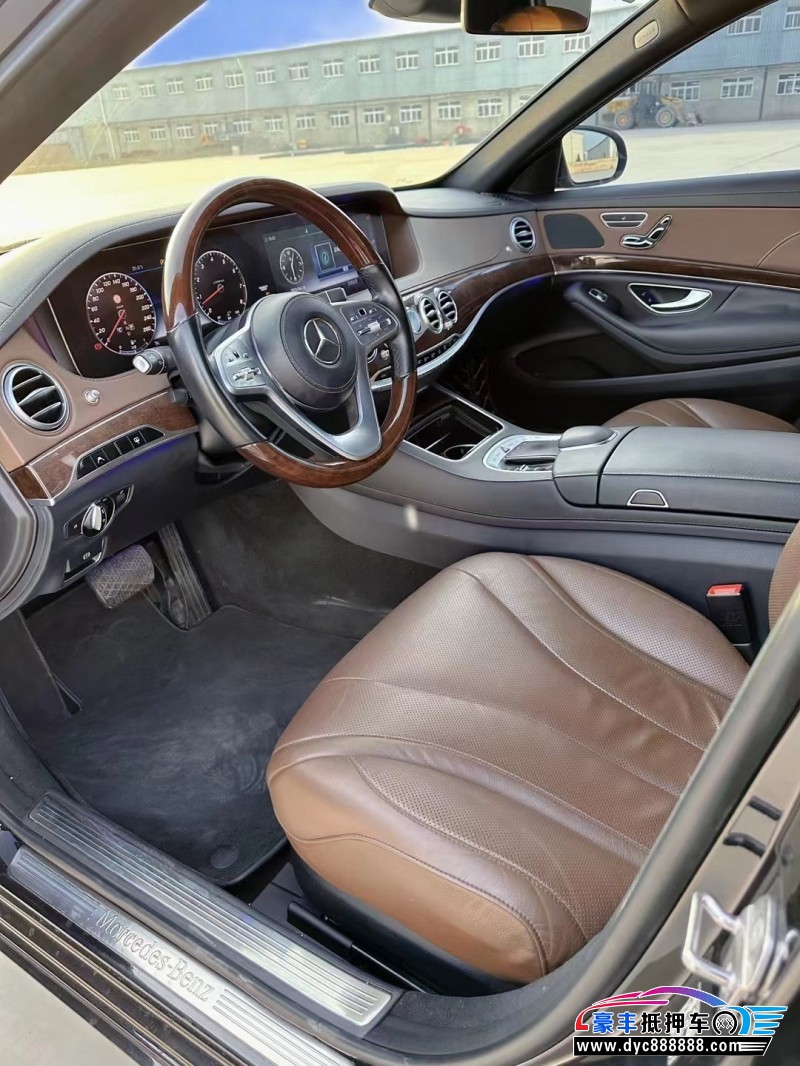 18年奔驰S轿车抵押车出售