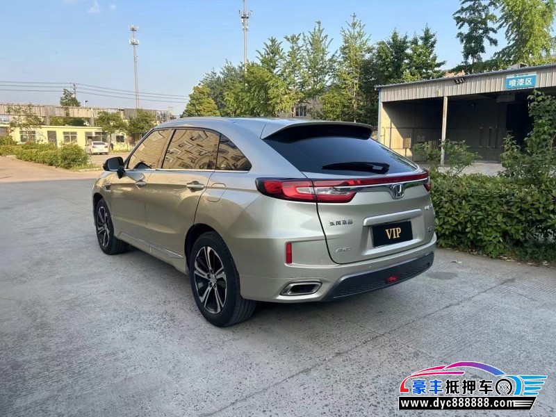 17年本田UR-V轿车抵押车出售