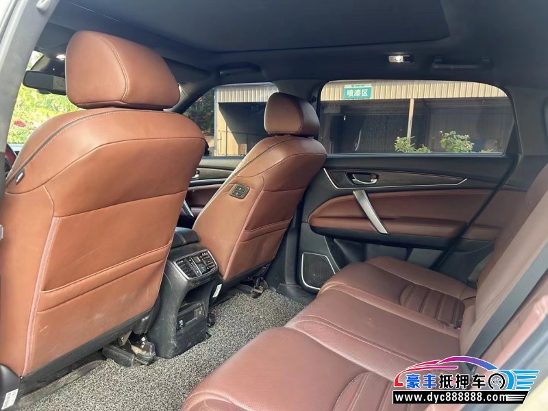 17年本田UR-V轿车抵押车出售