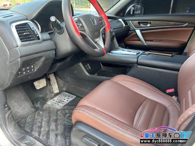 17年本田UR-V轿车抵押车出售