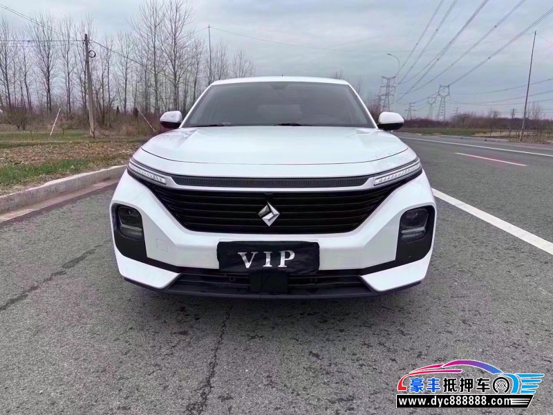 22年宝骏RC5轿车抵押车出售