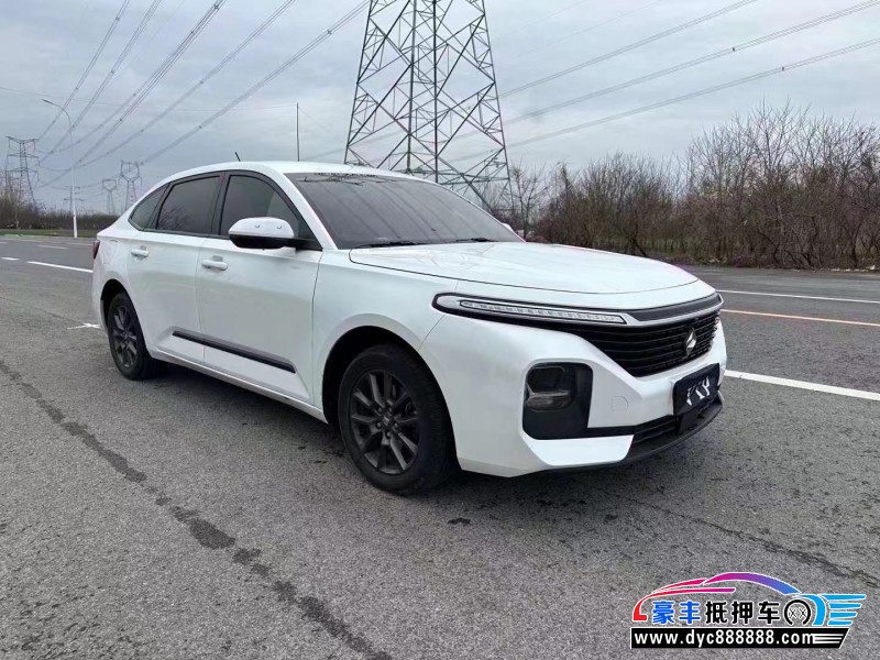 22年宝骏RC5轿车抵押车出售