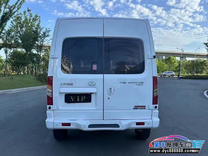 18年上汽大通V80轿车抵押车出售