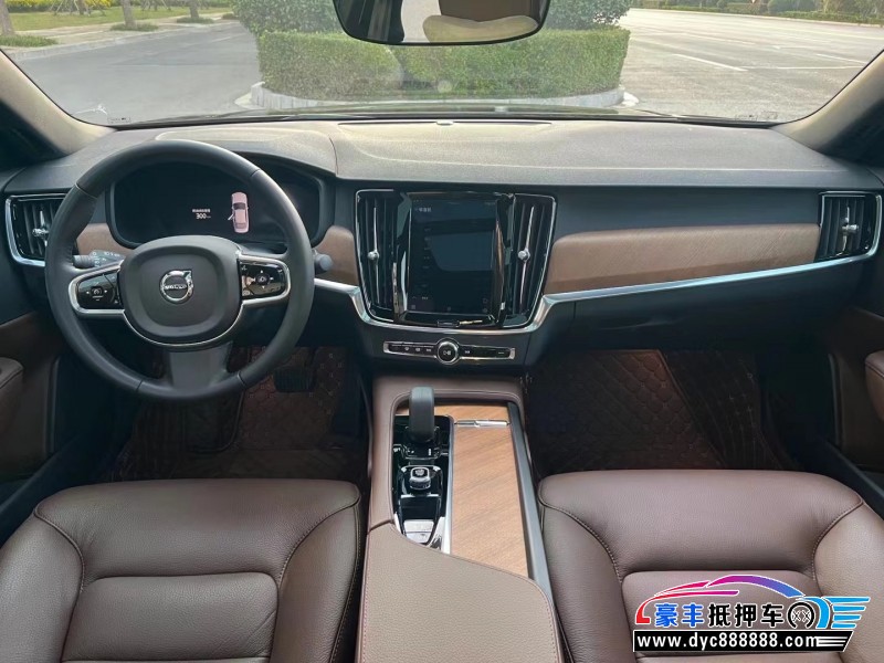 21年沃尔沃S90轿车抵押车出售