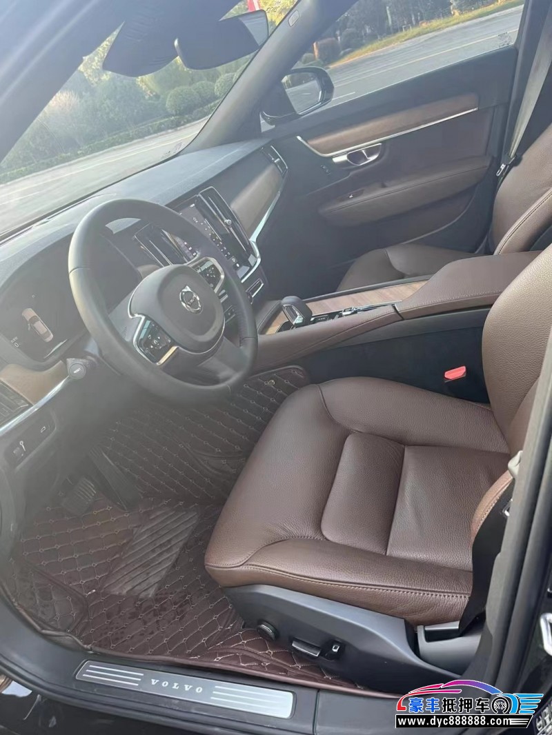 21年沃尔沃S90轿车抵押车出售