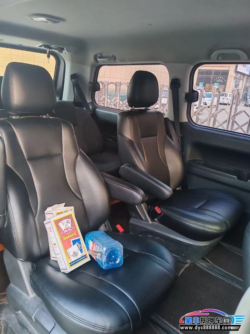 18年江淮瑞风M4轿车抵押车出售