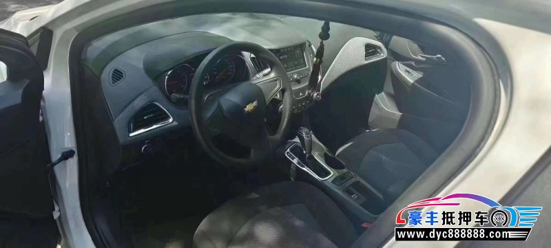 18年雪佛兰科鲁兹轿车抵押车出售