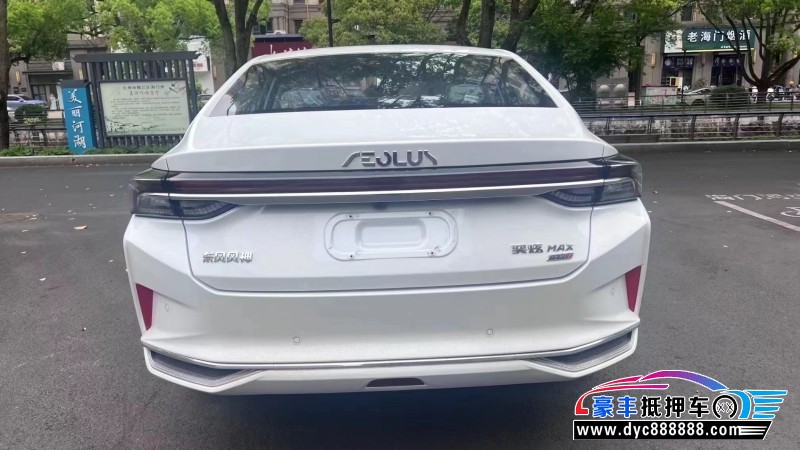 24年东风风神奕炫轿车抵押车出售