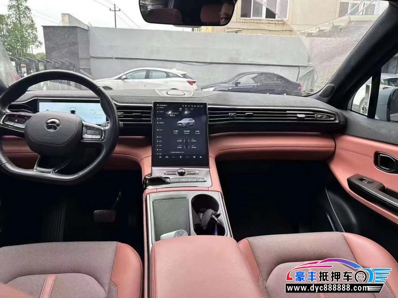 21年蔚来ec6轿车抵押车出售