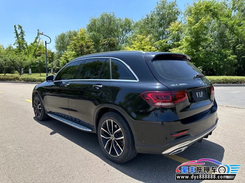 19年奔驰GLC轿车抵押车出售