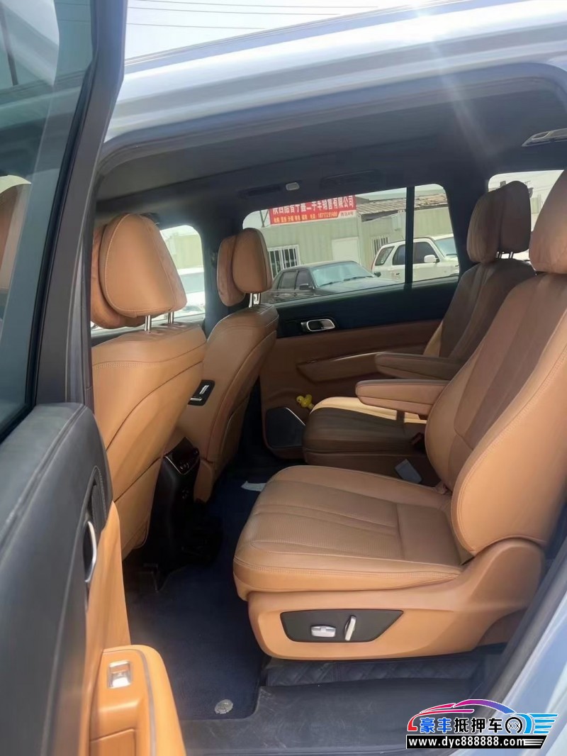 20年理想ONE轿车抵押车出售