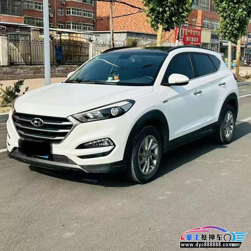 17年现代途胜轿车抵押车出售