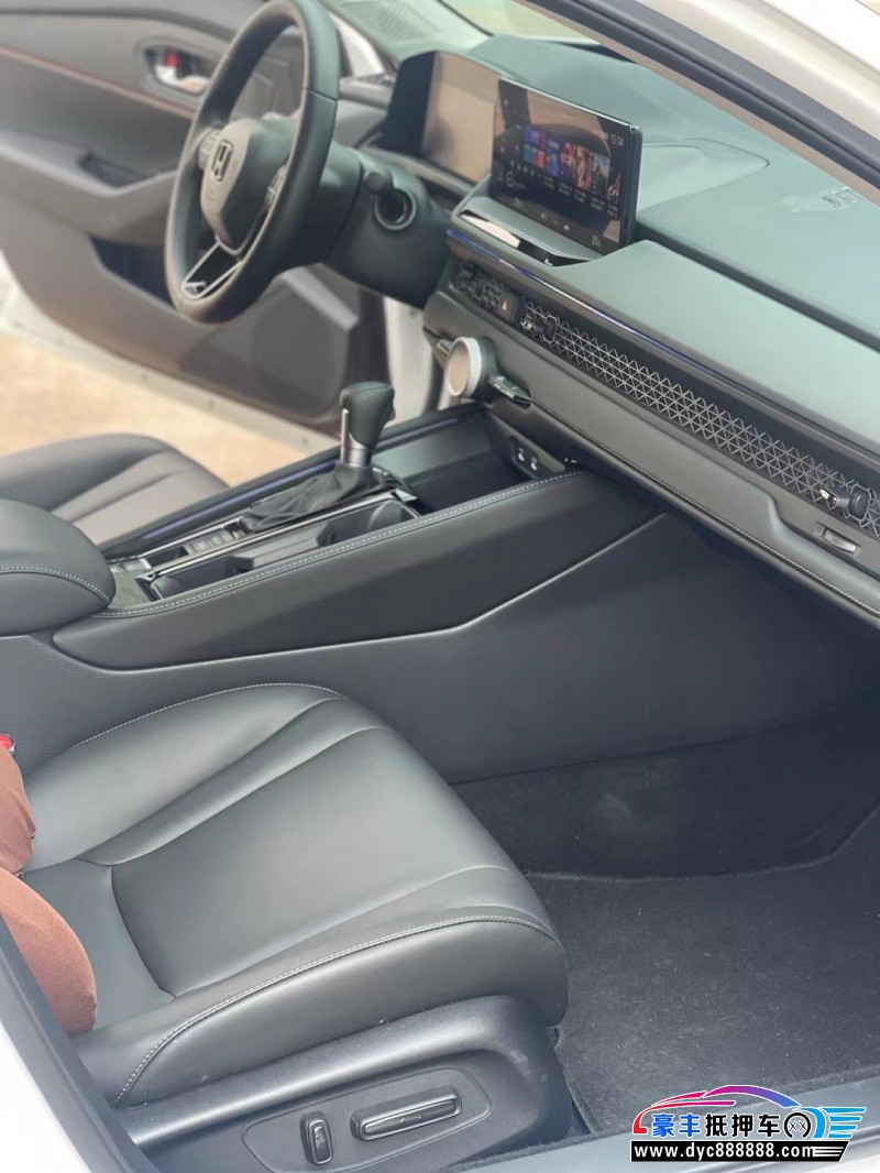 23年本田雅阁轿车抵押车出售