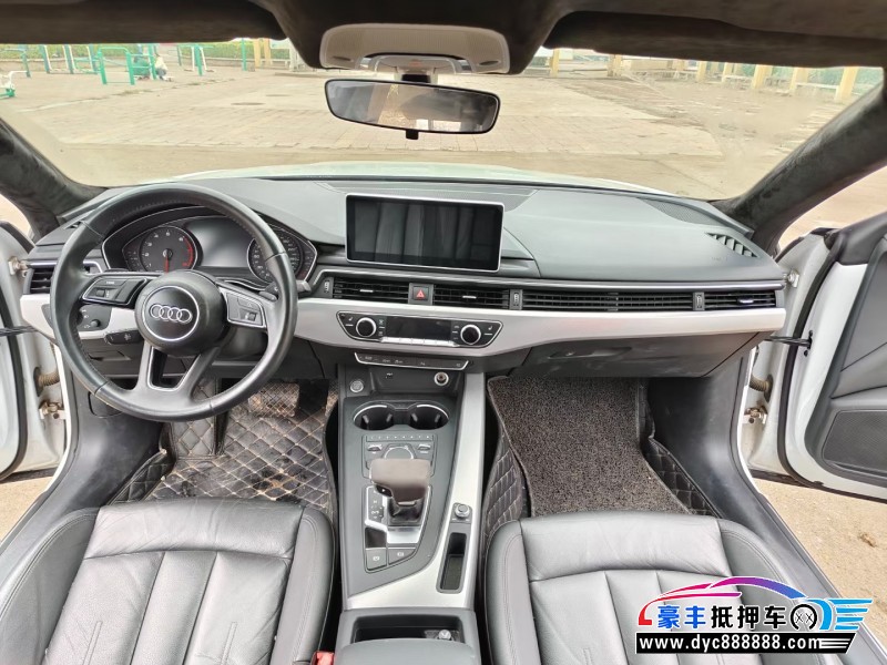 20年奥迪A5轿车抵押车出售