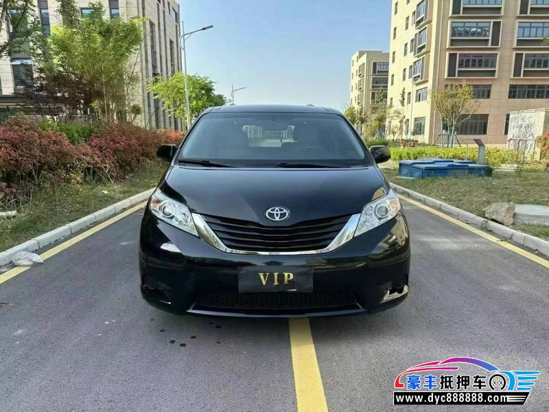 16年丰田塞纳MPV抵押车出售