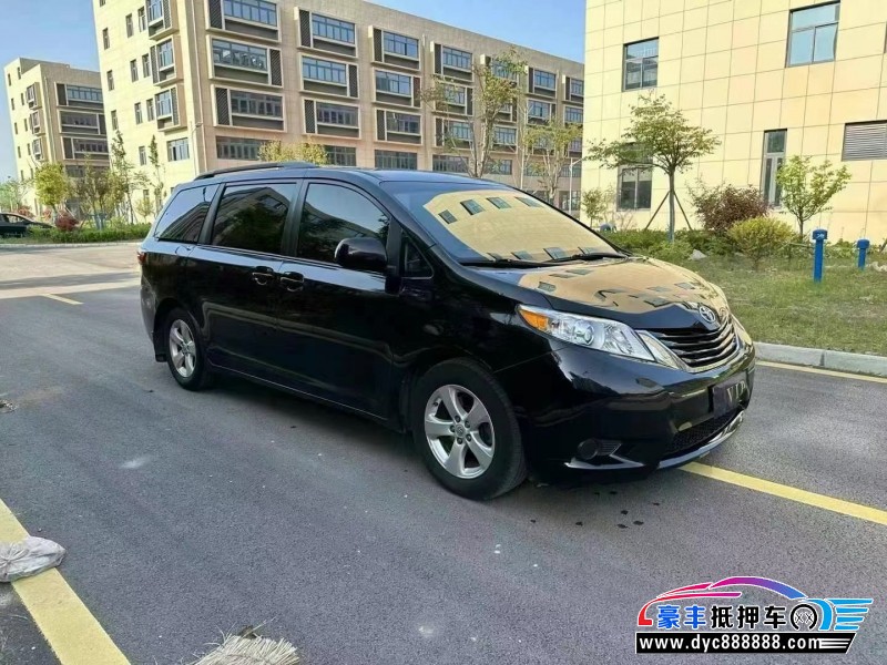 16年丰田塞纳MPV抵押车出售