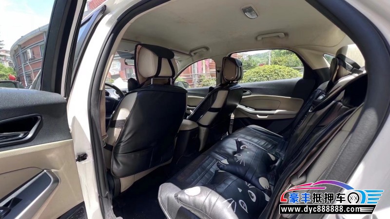 17年福特福睿斯轿车抵押车出售