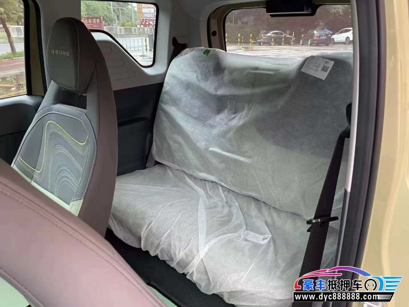 23年吉利熊猫轿车抵押车出售