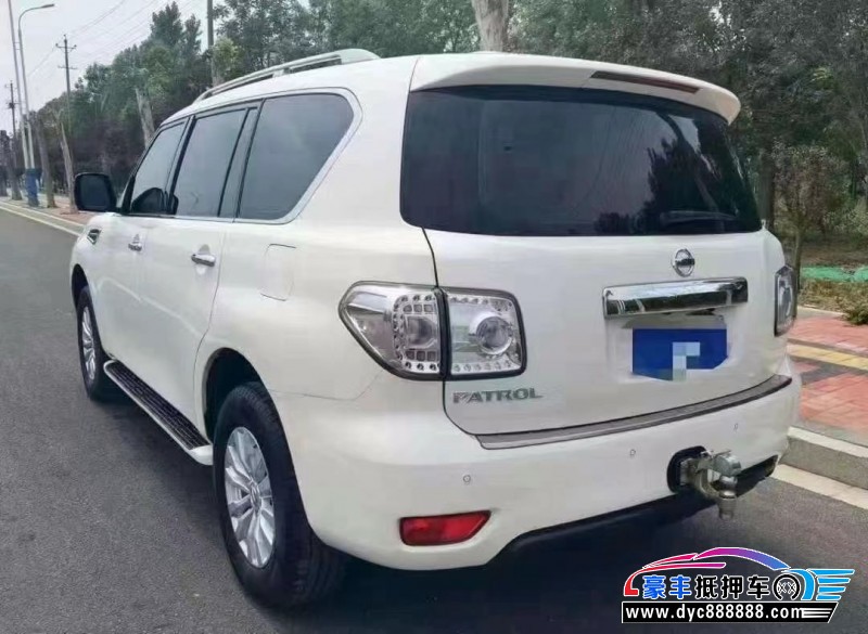 17年日产途乐轿车抵押车出售