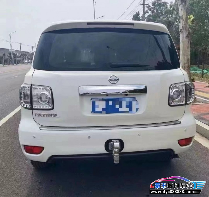 17年日产途乐轿车抵押车出售