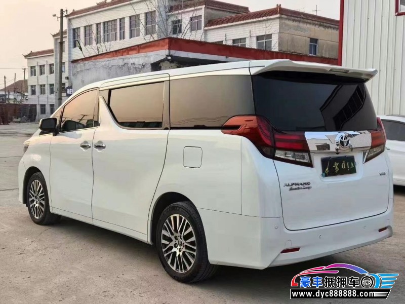 18年丰田埃尔法轿车抵押车出售