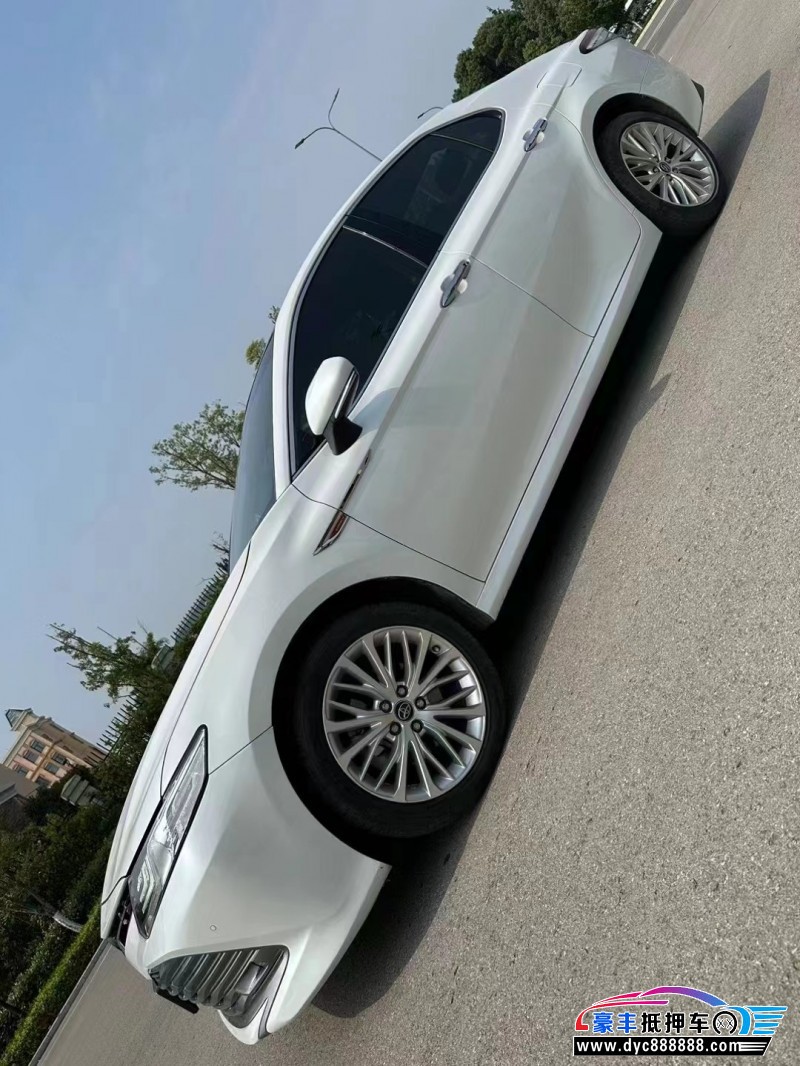 19年丰田凯美瑞轿车抵押车出售