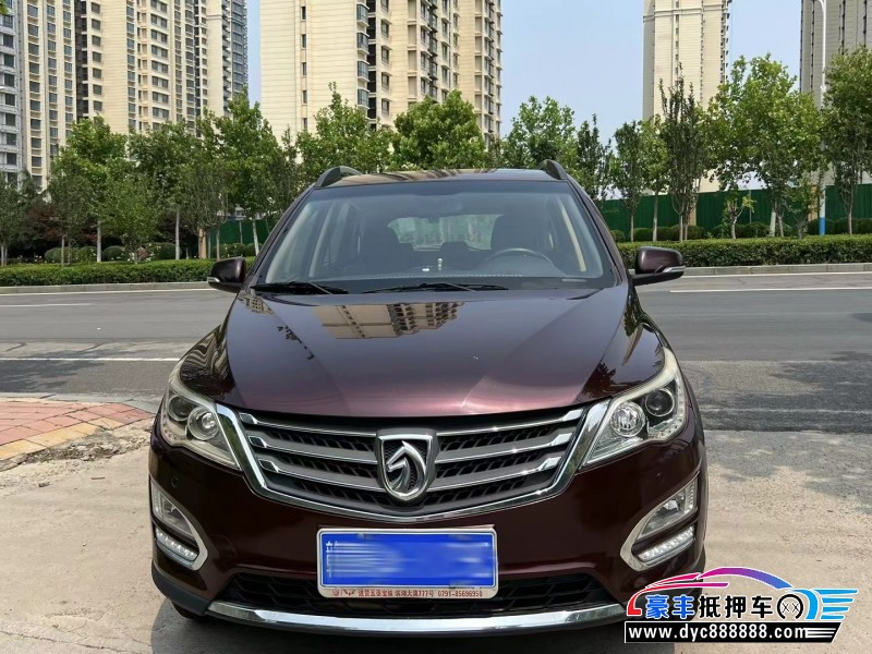 17年宝骏560轿车抵押车出售