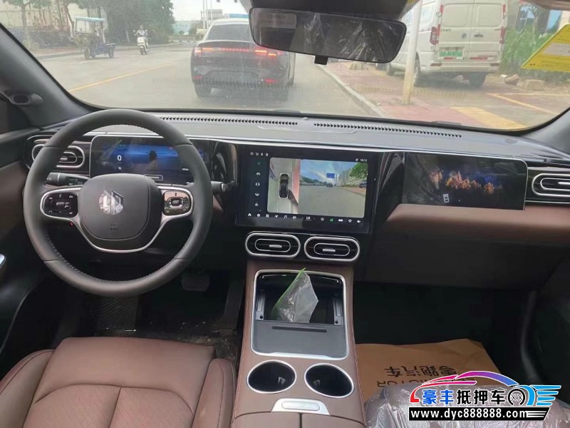 24年零跑c01轿车抵押车出售