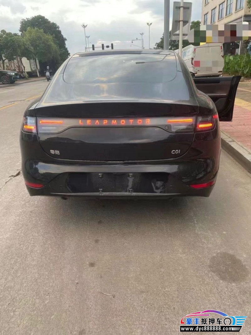 24年零跑c01轿车抵押车出售