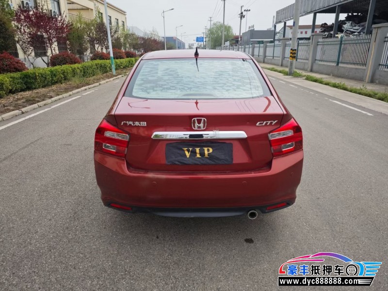 13年本田锋范轿车抵押车出售