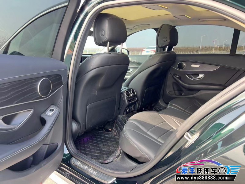 20年奔驰C轿车抵押车出售