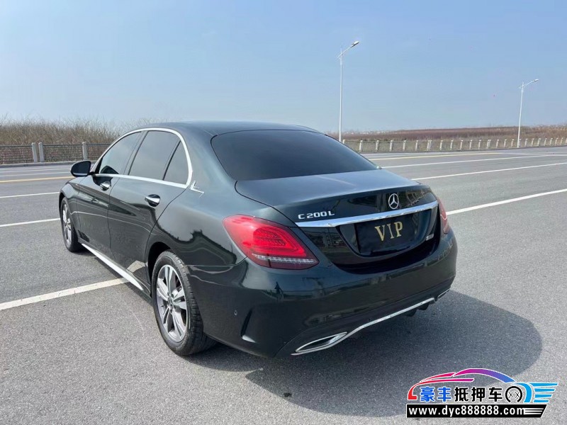20年奔驰C轿车抵押车出售