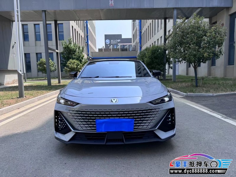 22年长安长安UNI轿车抵押车出售