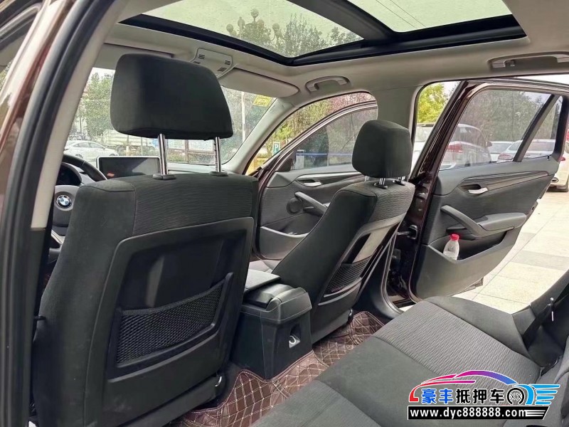 15年宝马X1轿车抵押车出售