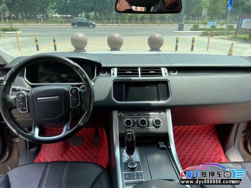 17年路虎揽胜运动轿车抵押车出售