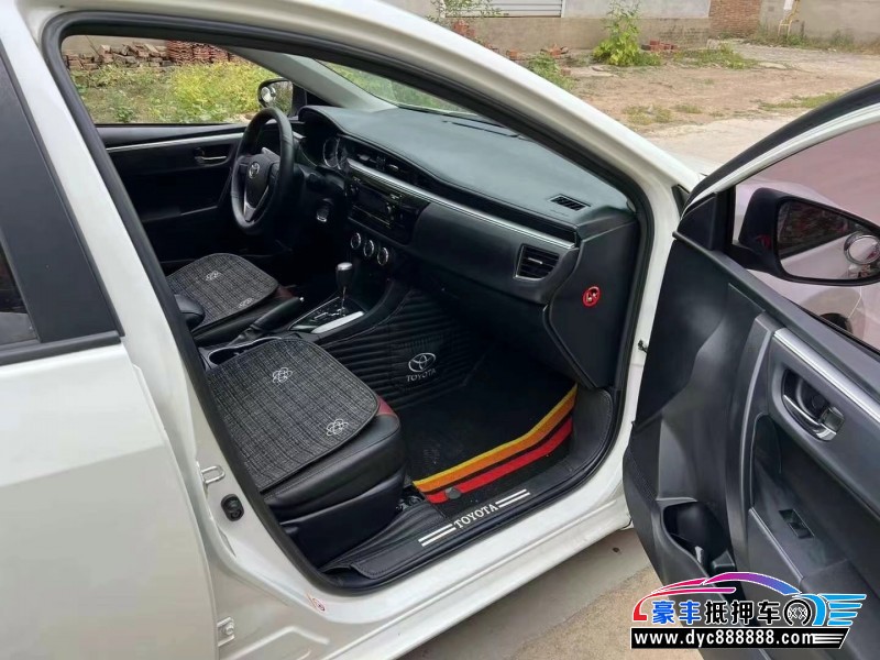 15年丰田雷凌轿车抵押车出售