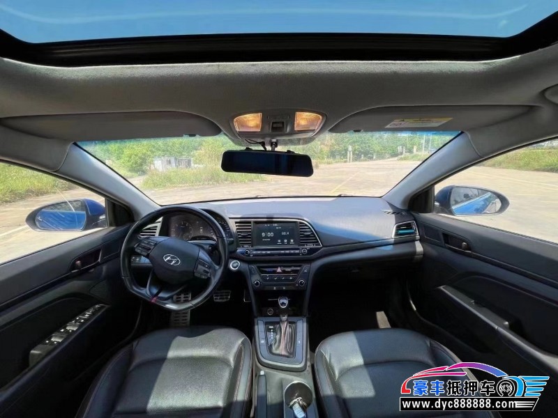 18年现代领动轿车抵押车出售