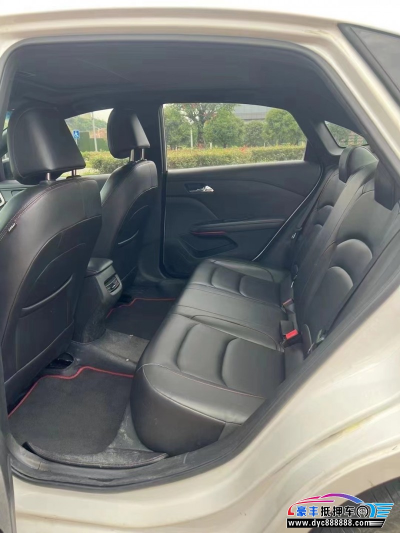 20年雪佛兰科鲁泽轿车抵押车出售