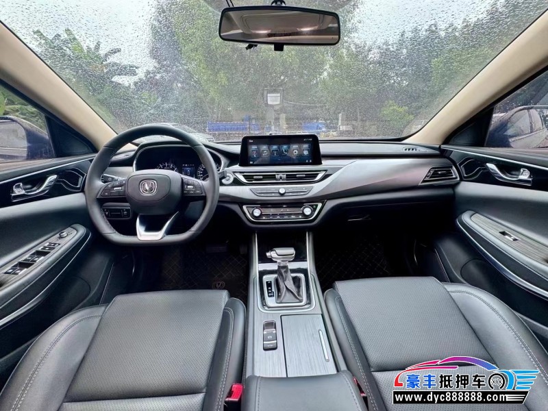 21年长安锐程CC轿车抵押车出售