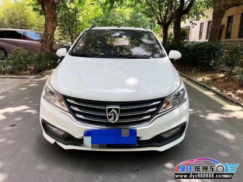 18年宝骏310轿车抵押车出售