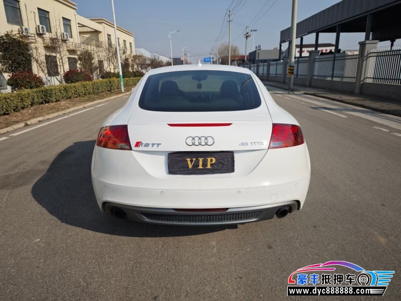 13年奥迪TT轿车抵押车出售