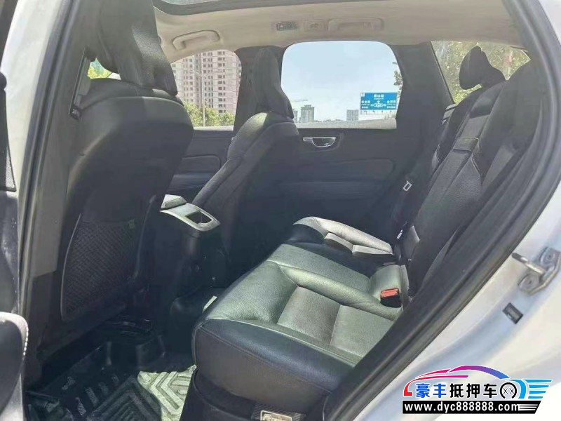 19年沃尔沃XC60轿车抵押车出售