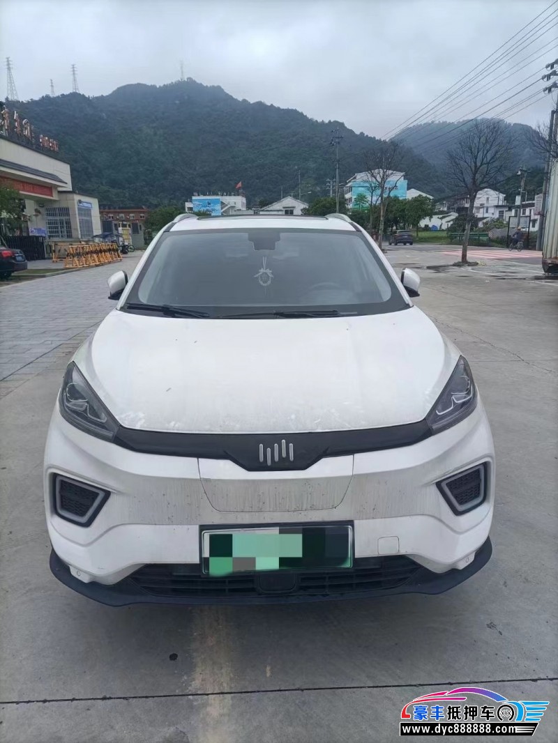 21年威马汽车ex5轿车抵押车出售