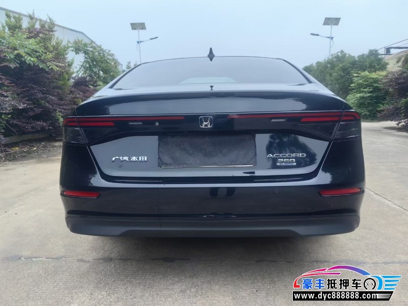 23年本田雅阁轿车抵押车出售