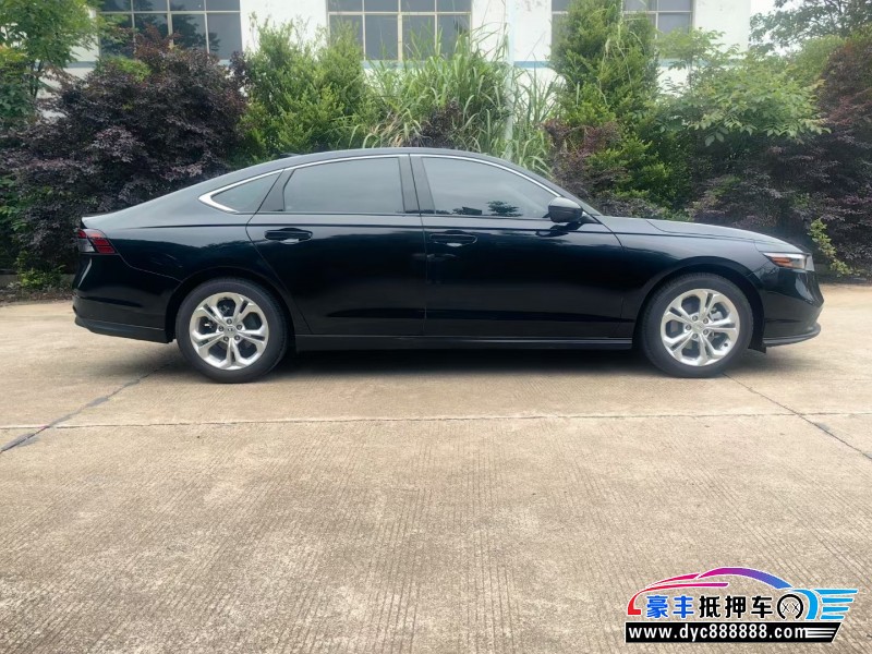 23年本田雅阁轿车抵押车出售