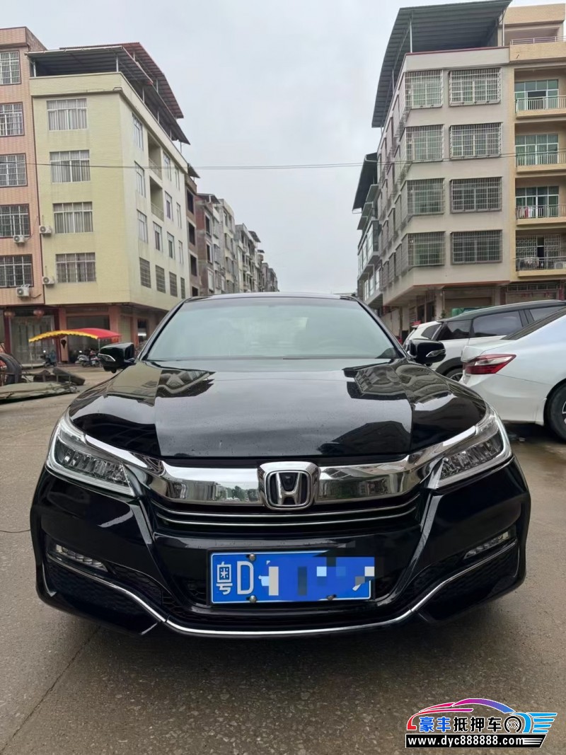 16年本田雅阁轿车抵押车出售