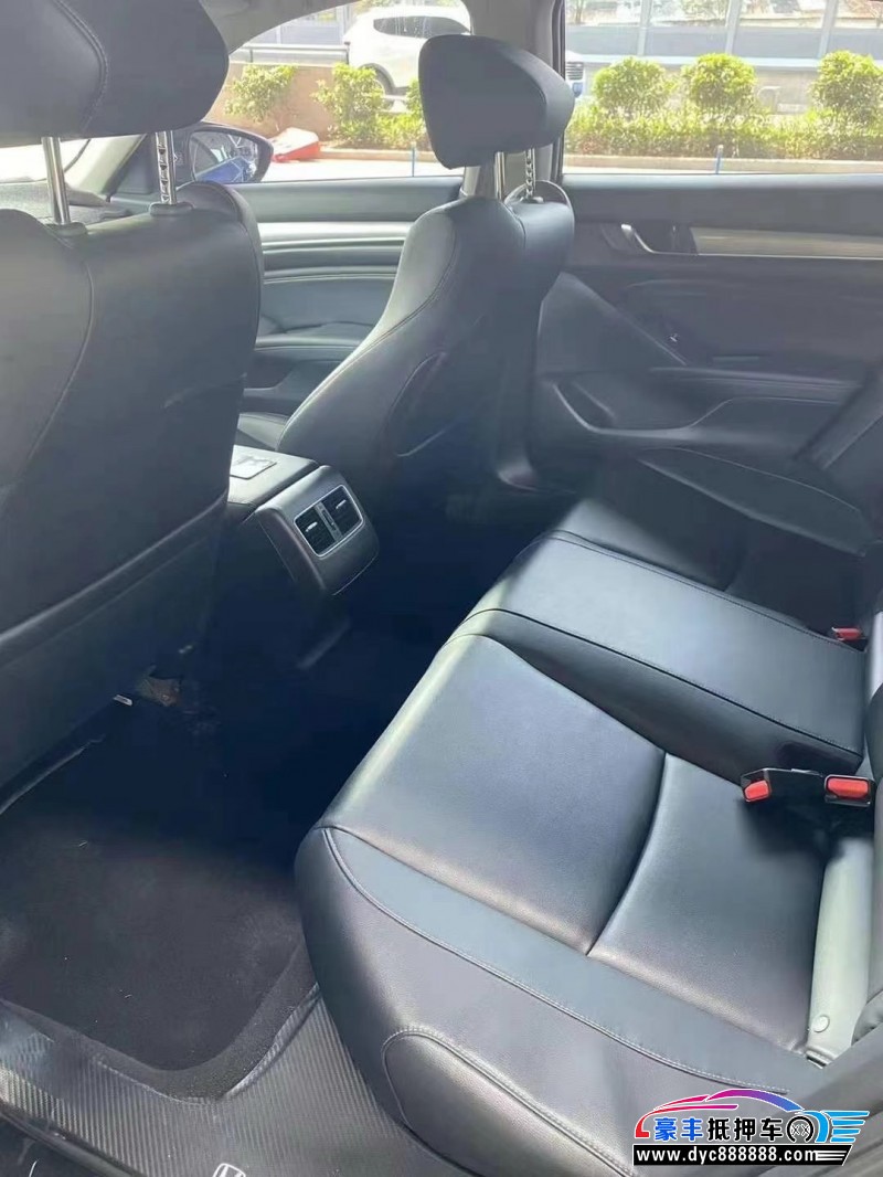 20年本田雅阁轿车抵押车出售