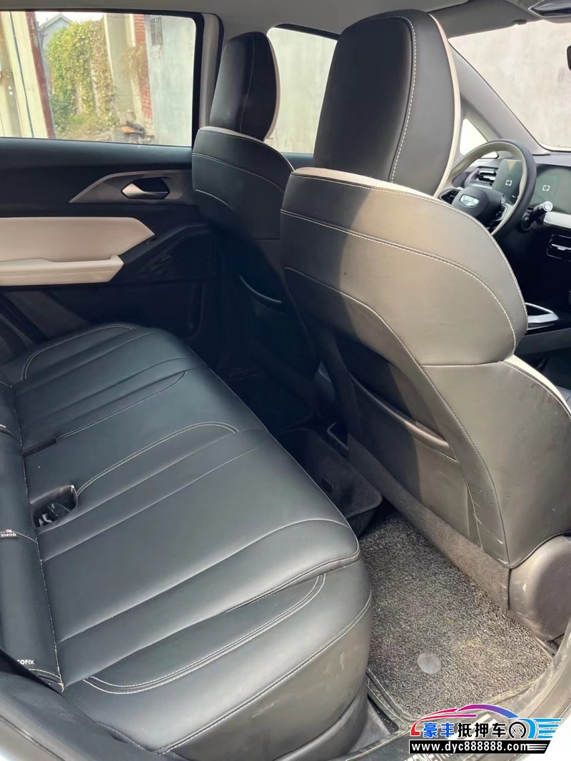 23年吉利几何轿车抵押车出售